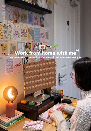 We made it through another week (and the first month of the year)! 🙌 Grateful for my routine that has kept me sane 🥰🙈 ⌨️ Keebs of the day ⌨️ 💙 Aula F75 with Gateron Oil King switches 💜 Yunzii B75 Pro with Yunzii Milk V2 linear switches ————————— #wfhvlog #workfromhomelife #wfhdiaries #keyboardasmr #creamykeyboards @Aula UK @Aula @Aula @GATERON @YUNZII KEYBOARD 🏷️ Work from home with me as an admin, comms & social consultant who loves her job work from home, daily vlog, wfh vlog, cozy vibes