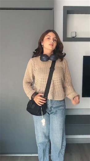 Anji Codes on Instagram: "I made one chibi character and suddenly everyone wants it. So here it is! 🥰💛 Save or share for later🔖 Comment chibi if you want the code! ⬇️"