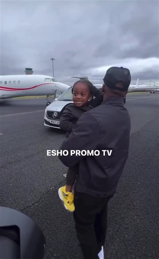 58K views · 878 reactions | Check out how DAVIDO welcomed his son,...