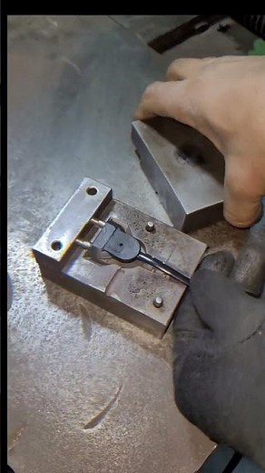 Inside Look: Molding Machine Factory Process Explained #machine