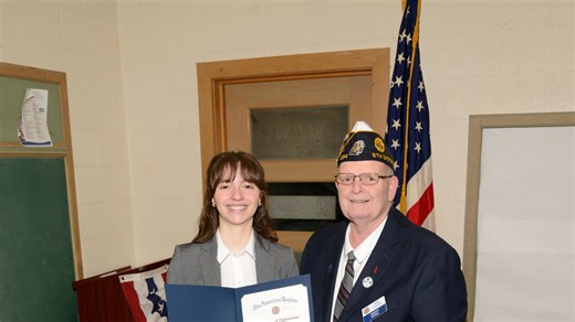Oshkosh student wins 6th District oratorical contest