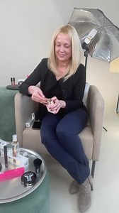 Wir waren LIVE mit Birgit Andiel 😍, doch du konntest nicht reinschauen? Macht nichts, denn das kannst du jetzt nachholen. Im Video haben wir den ganzen Stream für dich festgehalten. Einfach reinschauen und coole Tipps abholen! 👉 Die Produkte aus diesem Stream kannst du hier shoppen (unter "Stream verpasst"): bit.ly/2NUrCJT | hse.de