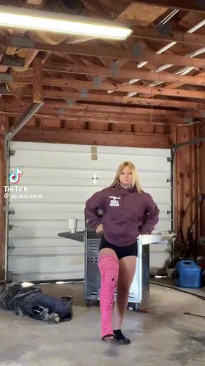 Dancing in a cast #longlegcast #fulllegcast #legcast #cast #casted #castedup #crippled #cripple #brokenleg #bigcast #longcast #hugecast #pinkcast #cripplequeen #toes #feet #dance