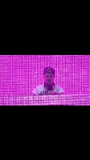 ❤️❤️Avicii - Nadia Ali, Starkillers & Alex Kenji - Pressure (Alesso Remix)[Live at Pinkpop 2015] ❤️❤️ #avicii #tim #timbergling #aviciiforever | Tim Bergling Fans