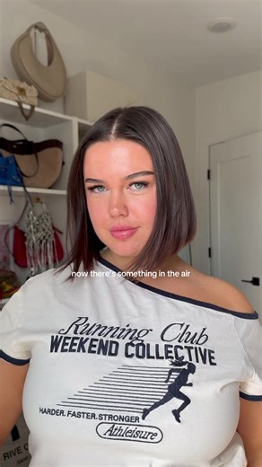 the intrusive thoughts won I cut the bob shorter 🙊💇🏻‍♀️ who remembers the blonde thooooo??? Omg