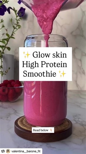 ❌ Five signs of protein deficiency may include hair loss, dry skin, increased infections, increased hunger, and edema. ❌ ✨🥤 Support healthy skin and boost protein with this easy and yummy smoothie, packed with our special protein It’s a fantastic breakfast idea, and if you prefer your smoothie on the sweeter side, a drizzle of honey is the icing on the cake 🍯💛 🍓🍌 Recipe: • 1.5 cups frozen raspberries • 1 banana • 1/2 cup vegetal yoghurt • 1 tbsp almond butter • 1 scoop protein powder (text 