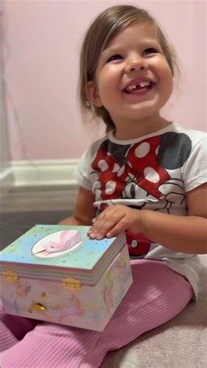 Everything you need to know about this musical jewelry box
