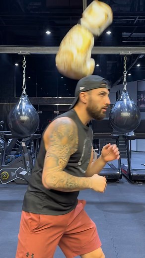 Boxing defense workout 🥊 #box #boxeo#boxing#boxinglife #boxingdefense #boxingdefensedrill #canelo#dubai#dubaiboxing#dubaiboxinglife #dubai🇦🇪 #armenia🇦🇲 #hardtraining #entrenaduro#defensea#defensadeboxeo | Art boxing2