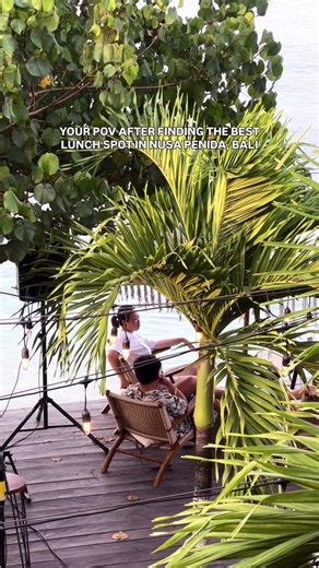 CONGRATULATIONS! You just found the best lunch spot in Nusa Penida😍🌴