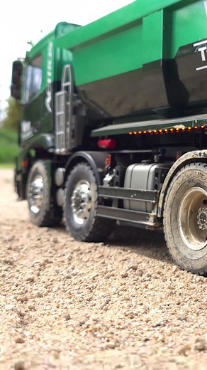 1/14 Scale RC Truck TAMIYA MERCEDES-BENZ AROCS 4151 8x4 TIPPER