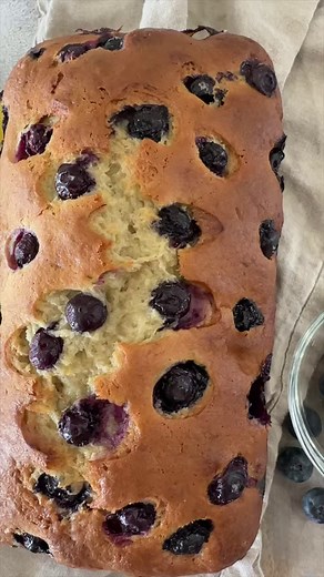 7.4K views · 150 reactions | The easiest blueberry banana bread recipe. RECIPE: https://valentinascorner.com/blueberry-banana-bread/ | Valentina's Corner | Facebook