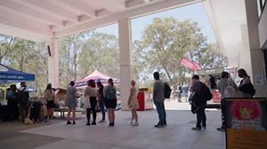 🔋Time to RECHARGE your batteries 🔋 Head into your upcoming exam block feeling calm and refreshed by attending the Recharge Week events on your campus this week. Here's what's happening and where: MT GRAVATT: Tuesday 31st May | 11am-2pm ⛰Marketa on the Mountain 🍭Lolly Buffet 🤲FREE Massages 🚚Food Trucks 🔴Red Bull Giveaway 🎨Canvas Painting Workshop LOGAN: Tuesday 31st May | 11am-2pm 🍭Lolly Buffet 🚚Food Truck 🔴Red Bull Giveaway 🖍Colouring In Station SOUTH BANK: Wednesday 1st June | 11am-2