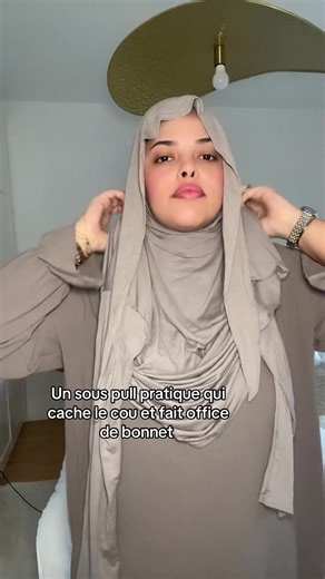 Sous pull pratique disponible en 3 couleurs