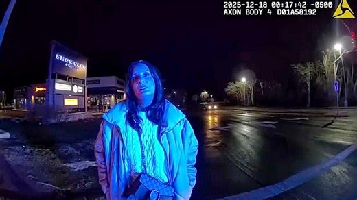 Un destacado demócrata de Rhode Island aparece en un vídeo diciéndole a un agente: «¿Sabes quién am?», durante un control por conducir bajo los efectos del alcohol