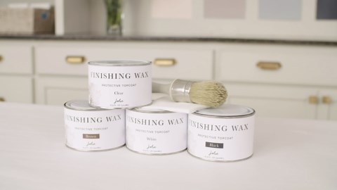 Jolie Finishing Wax - Protective topcoat Paint - Use on interior furniture, cabinets, walls, home decor and accessories - Odor-Free, Non-Hazardous - Clear - 120 ml