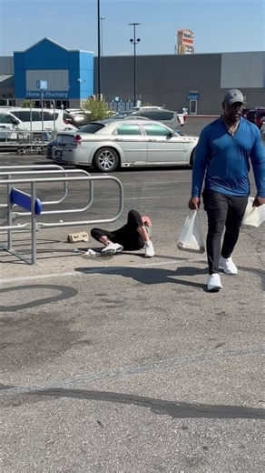 Barista faints from heat exhaustion after long shift kind people come to help