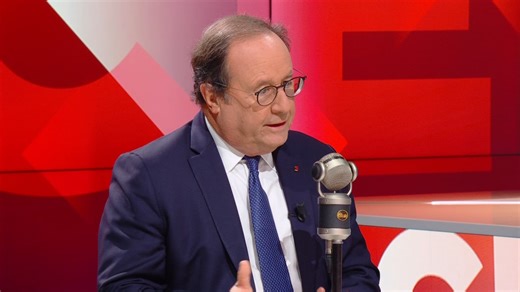 Israël: pour François Hollande, Jean-Luc Mélenchon fait "un calcul électoral" qui est "dangereux"