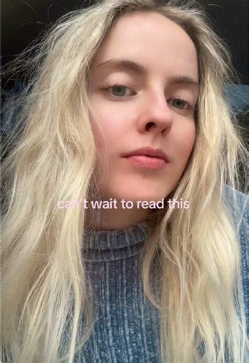 what are you reading atm? #actor #actress #filmtok #selftape #moon