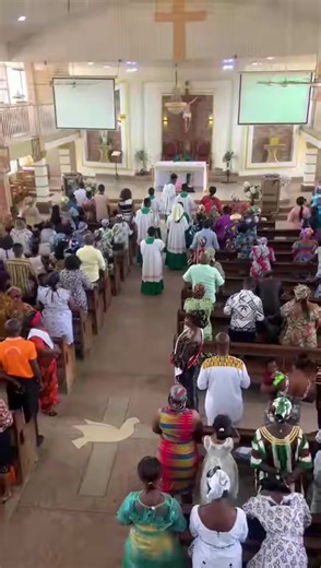 #onthisday #fyp #pope #church #priest @iamNelly💕✝️📿 @✝️✝️THE CHURCH’S BLOGGER ✝️✝️ @Benti Stephen @roland_media💧