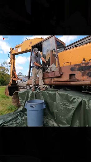 76K views · 937 reactions | Part-2 Restoring & Upgrading a 1985 Excavator From the Scrap Yard! #build #building #custom #engine #Excavator | Auto Restoration | Facebook