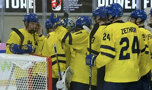 12K views · 274 reactions | Sweden smashes Canada in opener. Here are the highlights from today's game. Tre Kronor Hockey Canada  #SWECAN #U18MensWorlds | International Ice Hockey Federation (IIHF) | Facebook