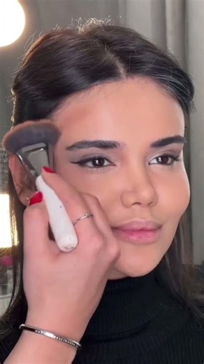 full flawless soft glam makeup tutorial with seamless foundation, contour mapping #mattelip