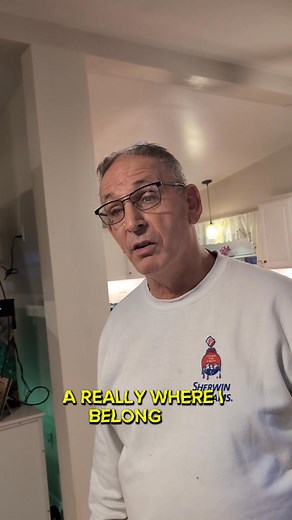Is it kosher to put a mezuzah in a priest’s house? 🤔 Meet Mark — a pastor who just discovered he’s Jewish! After tracing his roots to 1600s Poland, he’s on a journey home. You never know where life will take you… I love being a rabbi! 😎✨ #JewishJourney #RabbiLife | Rabbi Raps