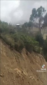 5 times UFO caught on camera !! ufo spotted in real life !! Join group watch more: Mysterious Aliens & UFO Disclosure ✔ | Aliens UFO Caught on Camera