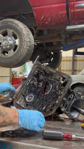 #engine #machining #cylinder #machineshop #repair #rebuild #automotive #carsoftiktok #mechanical #engineering #reels #carstips #tips #enginerepair #tire #tirerepair #ford #chevy #dodge #ram #trucks #liftedtrucks #diesel | Tyler machine