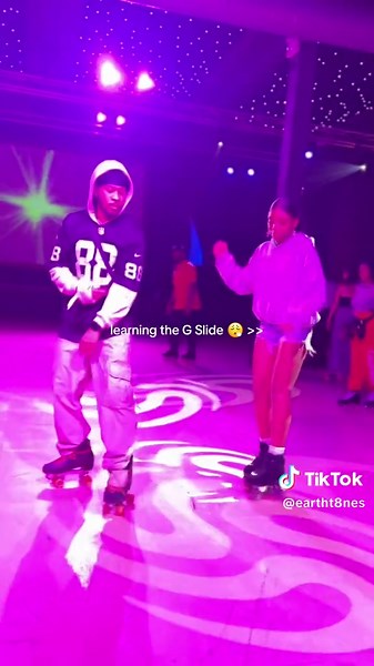 G Slide: Aprendiendo el baile de patinaje