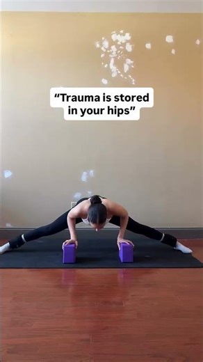 WHAT YOU NEED TO KNOW👇🏽 HIP OPENERS & SPLITS 🙃 Stretching for the splits isn’t just about