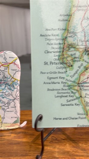 Vintage map cutting boards, placemat sets, oven mitts, hot pads, and kitchen towels. | Daisy Mae Designs