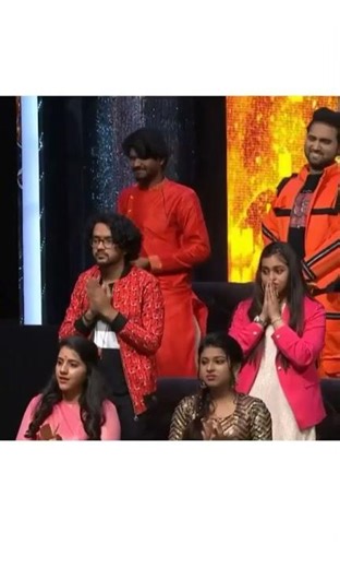 A RETURN TO MELODY, POETRY, & SOUL: KARAN B OBEROI | POPP DAPP