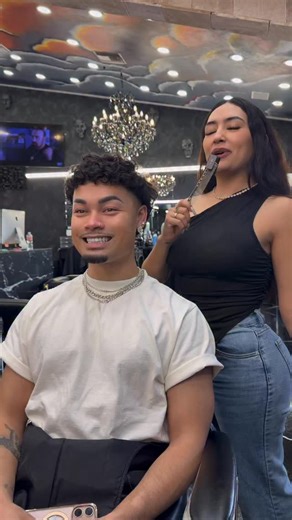 ⠀ ⠀ 𝔇𝔞𝔫𝔦𝔢𝔩𝔞 on Instagram: "Client consultation → process → results 💈🔥 He told me exactly what he wanted… and I made it happen 😎✂️ Happy client = happy barber ❤️ #LosAngelesBarber #LAHaircuts #BarberLife #FreshFade #WestHollywoodBarber"