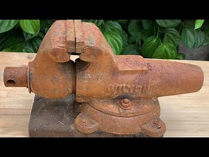 Restoration Vise 'WILTON' Bullet Shaped American Rusted Old //The Worker Excellent Restoration Skill