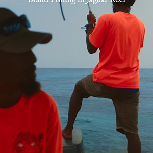 Warm your soul with sun-kissed beaches, thrilling jungle adventures, and crystal-clear waters. 🌴 Dive into the Belize Barrier Reef, explore ancient Mayan ruins, or simply sip a tropical cocktail under swaying palms. 🌞 Winter blues? Not here. Just endless sunshine and unforgettable memories. | Travel Belize