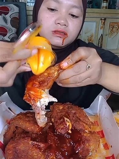 jajan ayam 1ekor guys, kodepromo YUPBUBUU @thinkyup.id #promoyup #diskontiktok