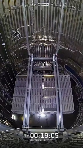 Supercluster on Instagram: "Starship's Starlink "Pez" payload dispenser works for the very first time, deploying dummy sats! Video courtesy of SpaceX."