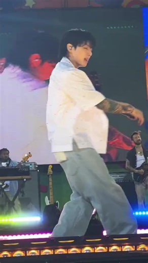 Dynamite - Jungkook (BTS) stage concert #Fancam #Kpop #Dance #Bts