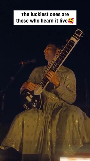 1.8K views · 10K reactions | The kind of magic only a sitar can create—truly ethereal✨ #sitar #therapy #tumhedekhona❤️ #explorepage #foryoupage #fyp #trending #trendingreels #fypage #goodvibes #sundayvibes #instagood #instadaily #instamood #foryou #goodvibes #newfeed | La Musica | Facebook