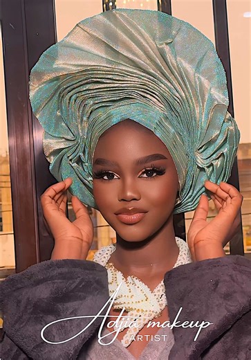 Les filles, c’est le moment ! 😍 Mes foulards sont en promo à 15 000 FCFA seulement 🔥 Qualité élégance = vous allez adorer ✨ @@École Officielle Adjia Makeup@@Adjia makeup 👄💄💋@@Mame bousso-sn🇸🇳🩷##MasterclassMakeup##AdjiaMakeup##FormationMaquillage##MakeupDakar##MakeupArtist