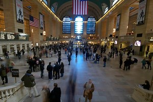 207 People Simultaneously Freeze In Place at Grand Central Station in New York City
