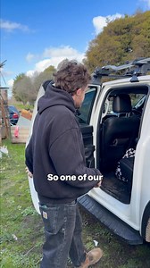 One of our followers suggested we send Bo, our pear farmer, case of beer… so we did! 🥳 Earlier this year, we chatted with Bo about how a last-minute change in supermarket specs nearly sent thousands of kilos of perfectly good pears to waste. Thankfully, our produce team stepped in, and with the help of our subscribers, we rescued the harvest. 😆 Bo also shared some insights into how pear farming works, and the challenges he faces on top of meeting supermarket standards. 🧑‍🌾 Thank you to every