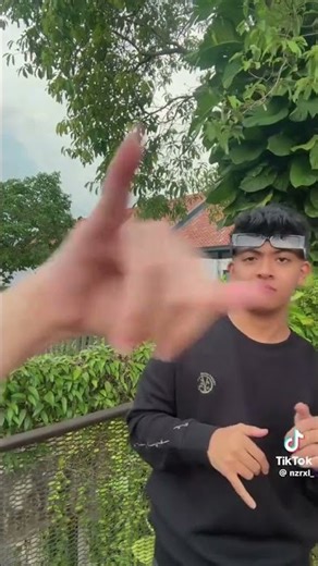 Nazrul tengah buat Tik tok ada org kacau #fypyoutube #menyalaapiskuu