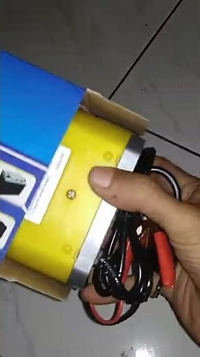 Unboxing 12V 6A Cheap (SLI Lead Acid, Deep Cycle, Wet Cells, VRLA, Solar, Vehicles) Battery Charger