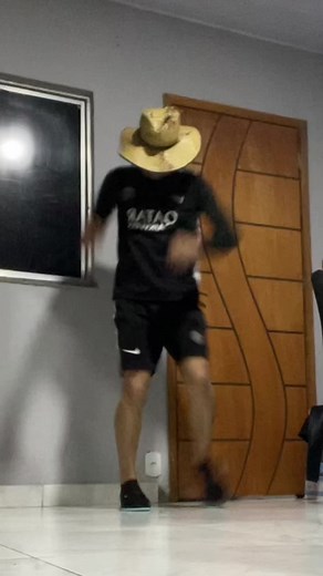 Passinho Dance Moves: Learn the Fun Dancinha Routine