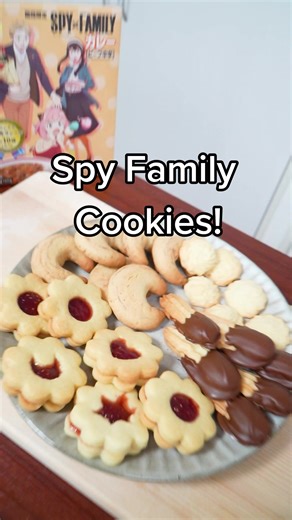 made the Spy Family cookies for my friends this time! 🍪🥸 #animefood #spyxfamily #animecooking #anya #anyaforger