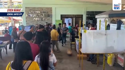 PANOORIN: Nanawagan ang pamunuan ng General Santos City Bus Terminal sa mga pasahero na bibiyahe ngayong Undas ng kaunting pasensiya kung sakaling makaranas ng siksikan sa terminal matapos ilipat ang mga bus sa kabilang bahagi ng terminal. Pansamantala kasing hindi pinapagamit ang malaking bahagi ng bus bay area dahil isasailalim ito sa demolition. Ito ay matapos ang isinagawang structural integrity assessment ng LGU dahil sa lindol na tumama nitong buwan. Nangako naman ang pamunuan na magiging 