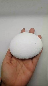 192K views · 2.3K reactions | Simple Flower  #paintedrocks | Su from Snowdonia's Rock painting tutorials | Facebook