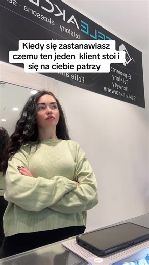 Kiedy klient patrzy: Poradnik dla sprzedawców